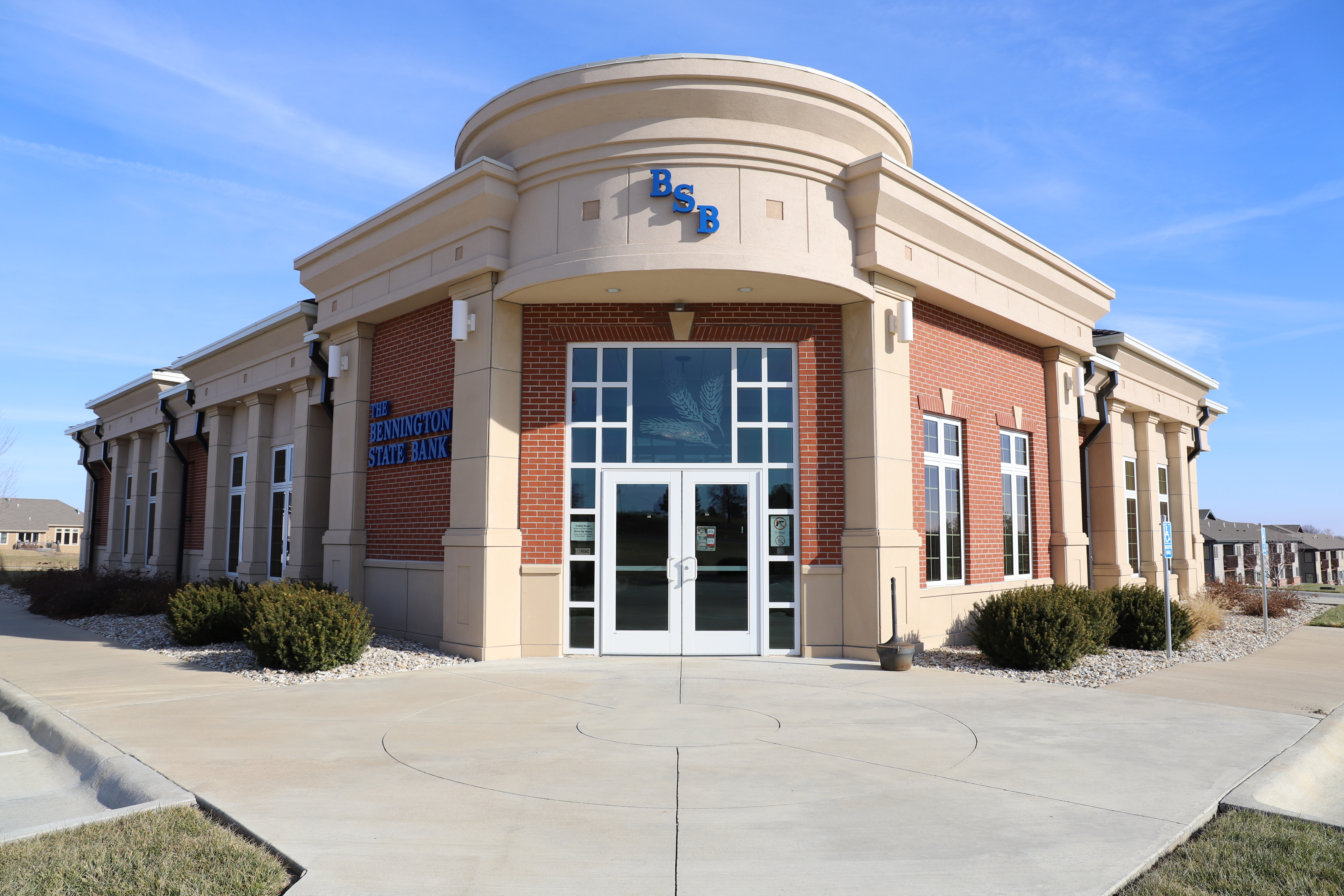 Bennington State Bank, 1210 Commerce Dr, Wamego, KS 66547