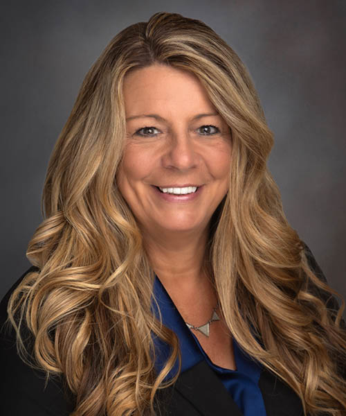 Gina Rader, Bennington State Bank Treasury Relationship Manager, Business Banking with exceptional service